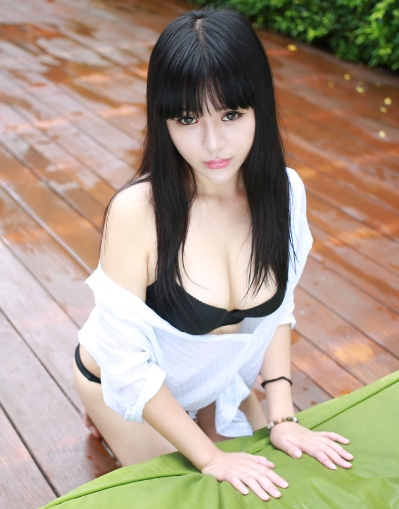 可爱大胸美女八宝诱惑私拍套图