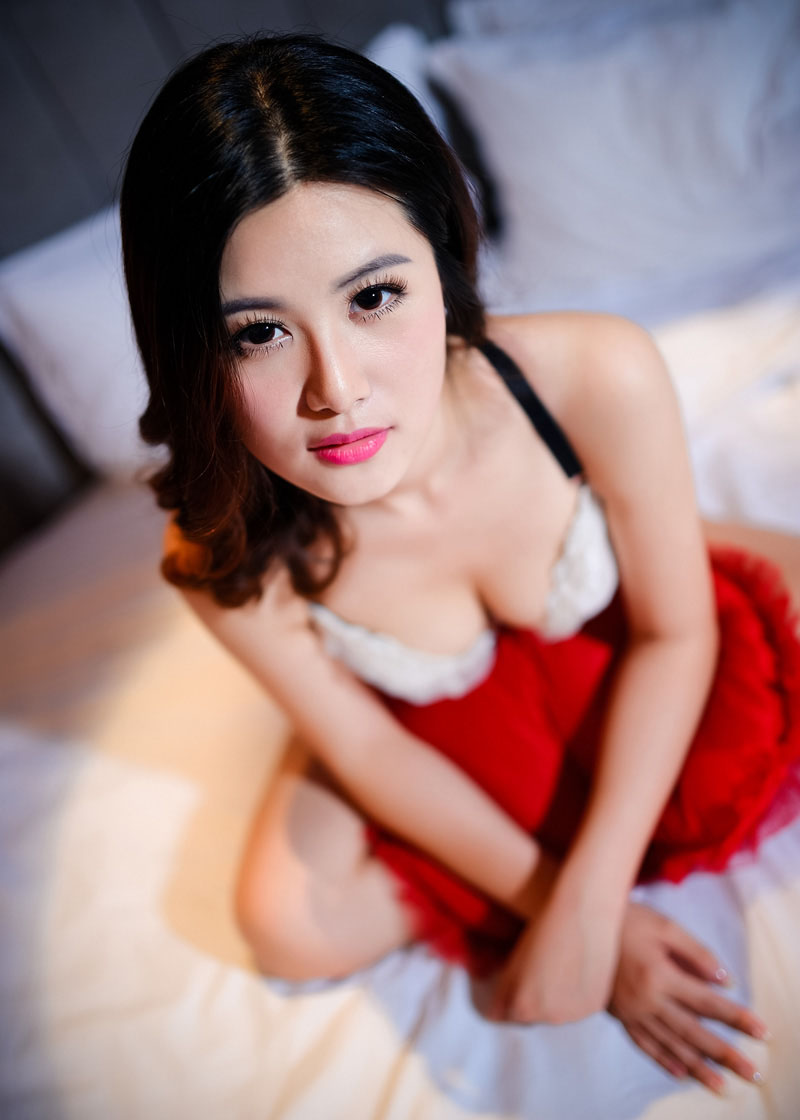 狐狸小姐火辣照片诱惑你