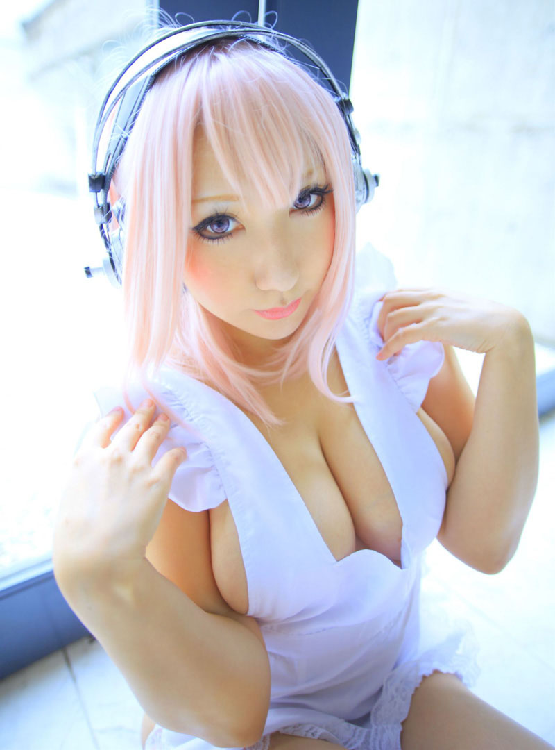 性感爆乳妹子双峰傲人