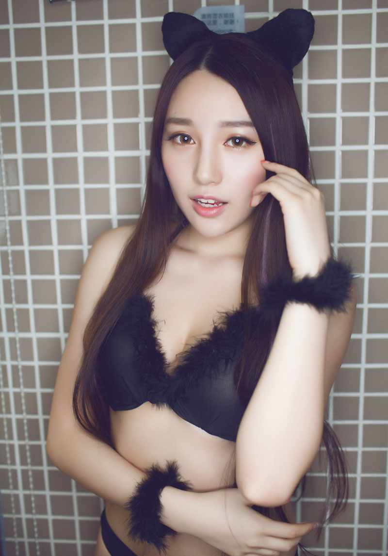 唯美古典美女刘奕宁清纯写真